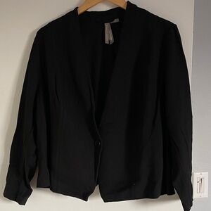 Size 1X? In Every Story Black Knit Blazer